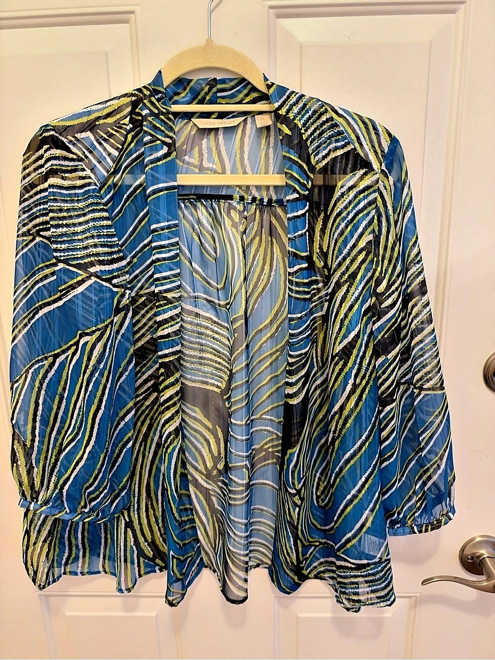 Laura Ashley Abstract Print Blouse in Blue & Green Size PL Like New